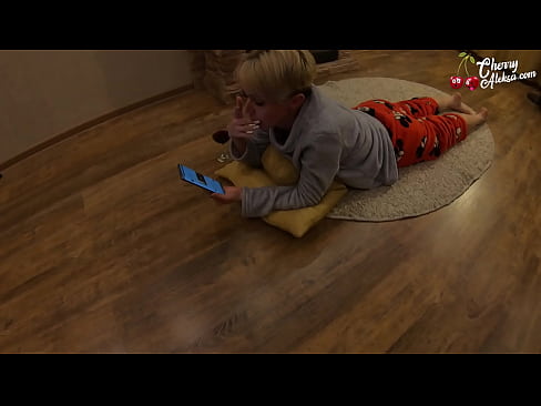 ❤️ Skør blondine suger kæmpe pik og hopper på den - analsex ️ Fucking video at da.pornmega.ru